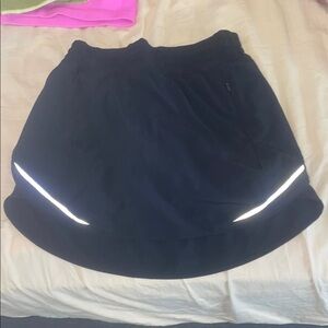 Lululemon black hotty hot skirt